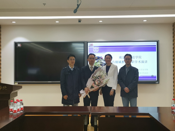 合影.jpg 合影.jpg